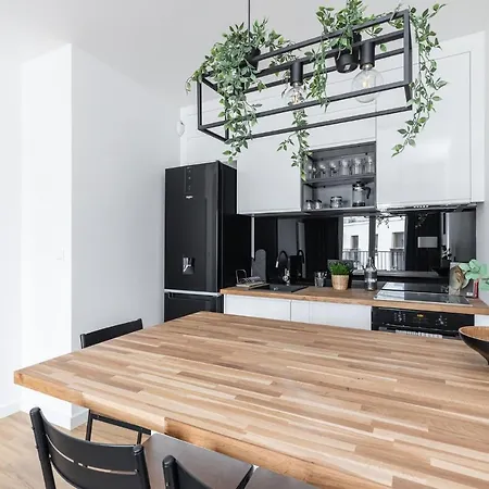 Superapart Stanislawa 1a