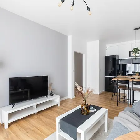 Superapart Stanislawa 1a *